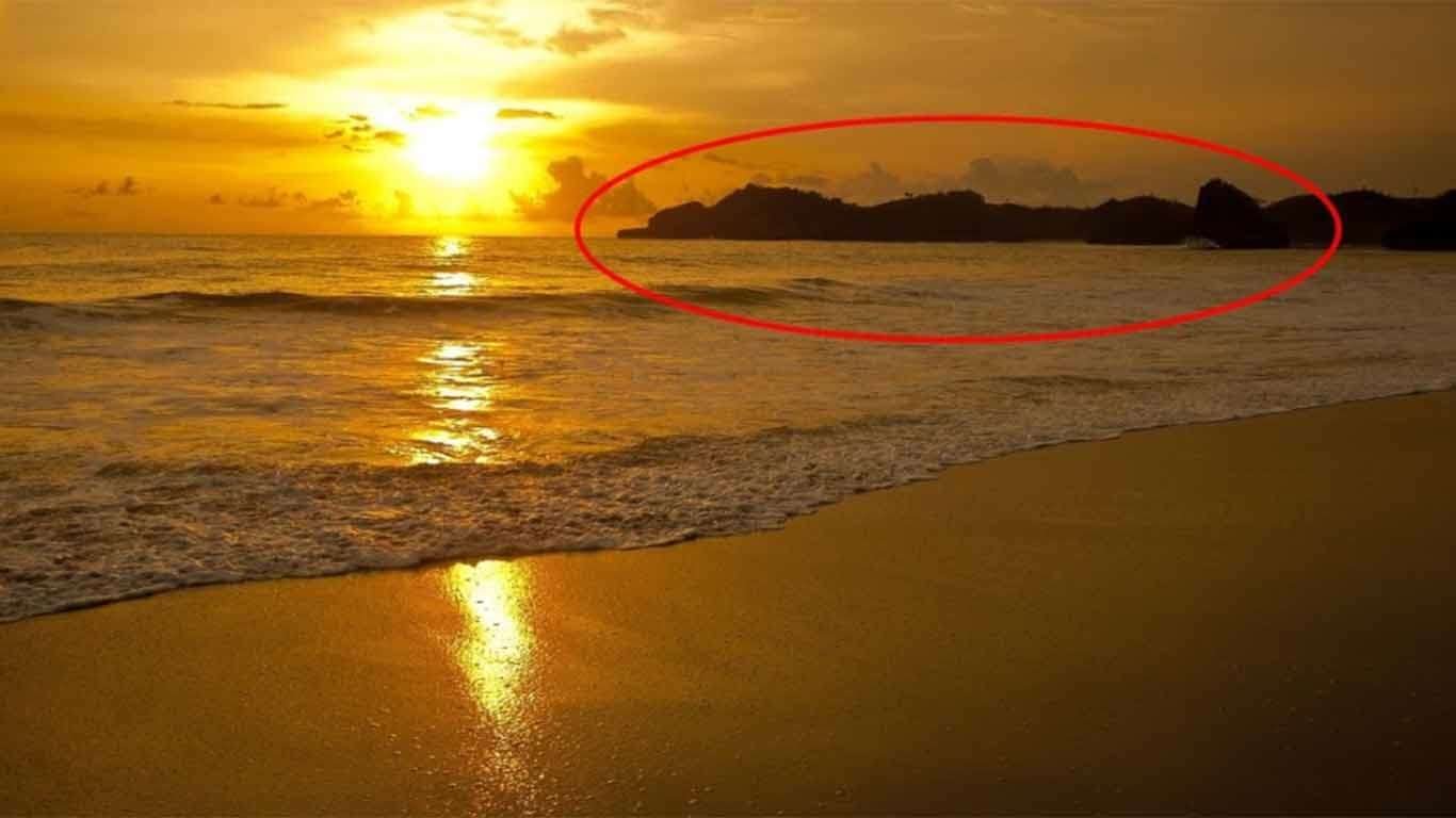 pantai bajul mati angker pantai bajul mati angker