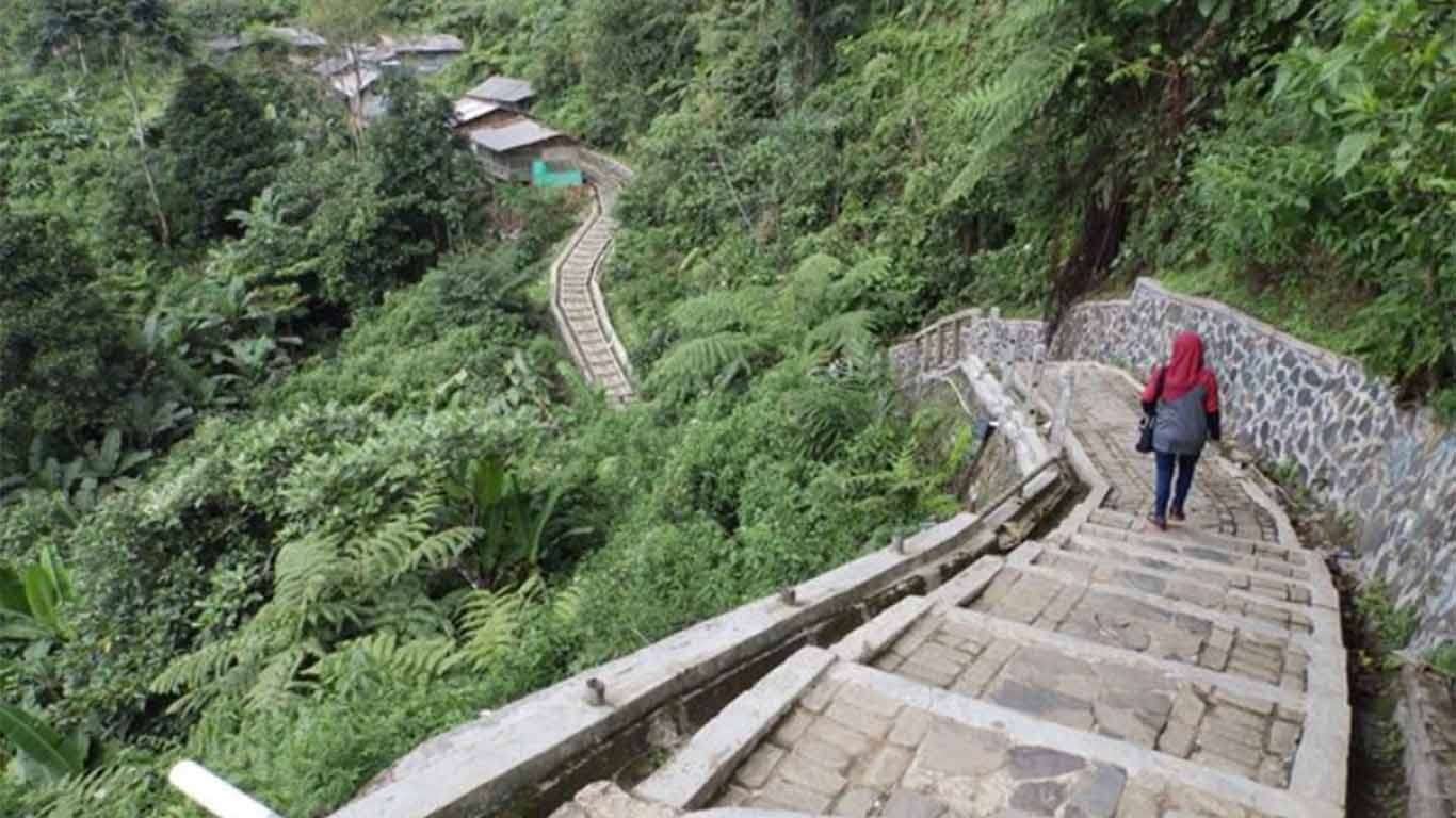 penginapan di curug cigamea