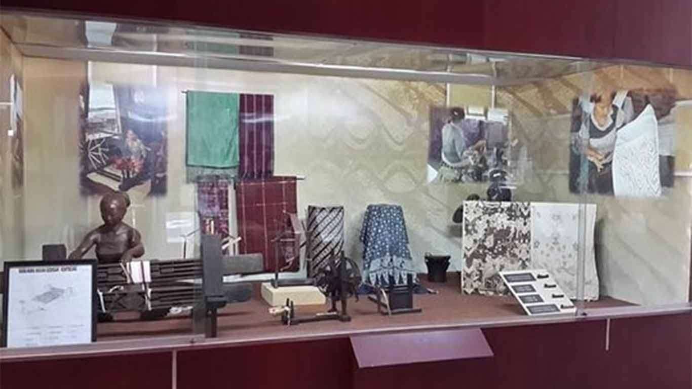 prasasti di museum baduga prasasti di museum baduga