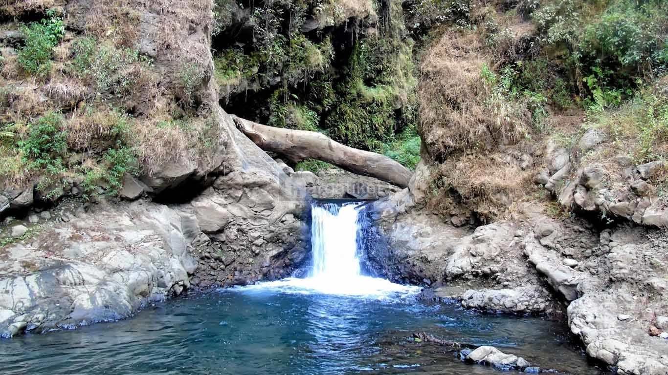 ir Terjun Watu Lawang