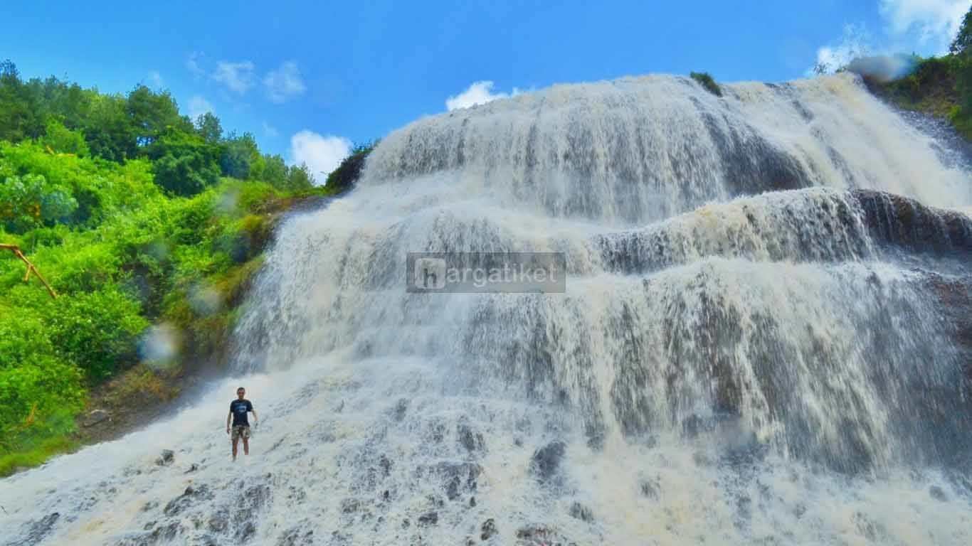 Curug Cirajeg Purabaya
