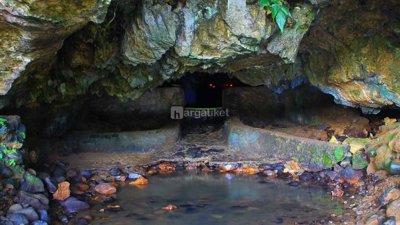 Goa Lalay Pelabuhan Ratu