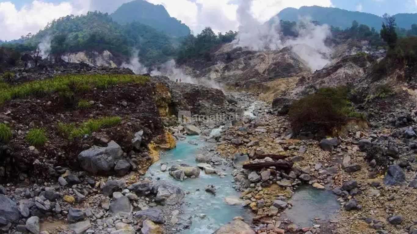 Kawah Ratu Sukabumi