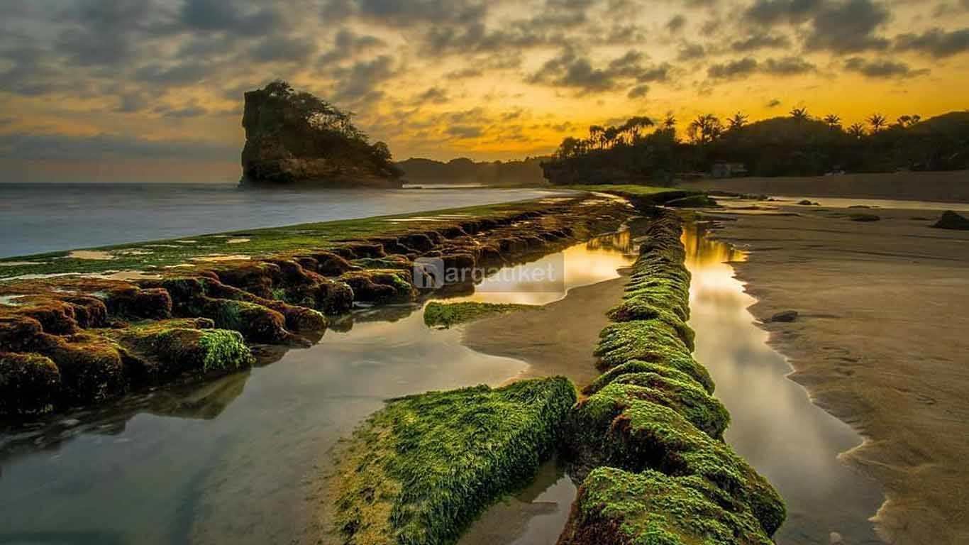 Pantai Jolangkung Pantai Jolangkung