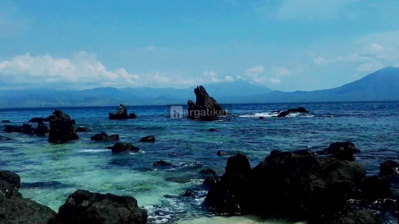 Pantai Karang Hitam Pantai Karang Hitam