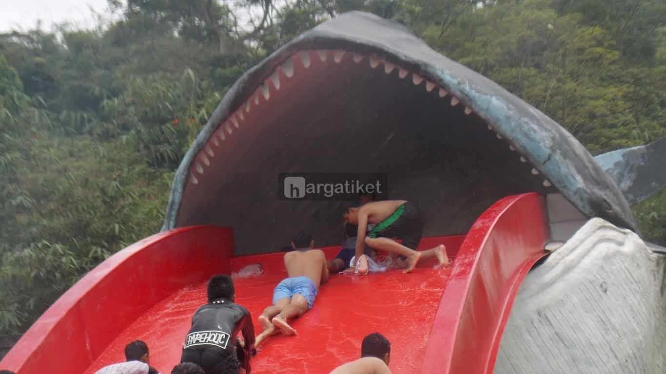 Pulau Kelapa Waterboom atau Waterboom Nagrak