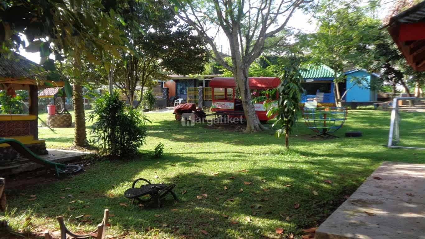 Agrowisata Kebun Durian (Meek Farm)