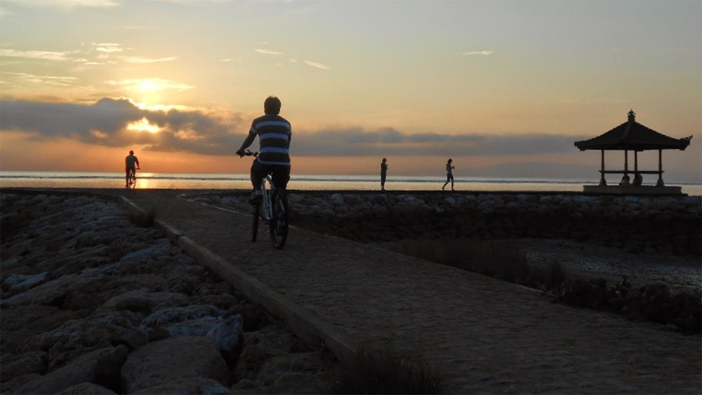 pantai sanur terletak di