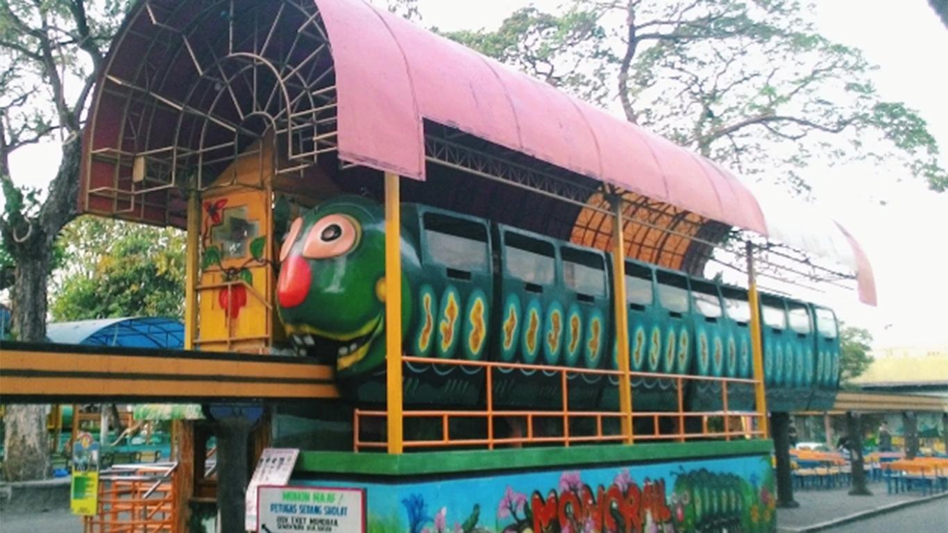 taman remaja surabaya 2020