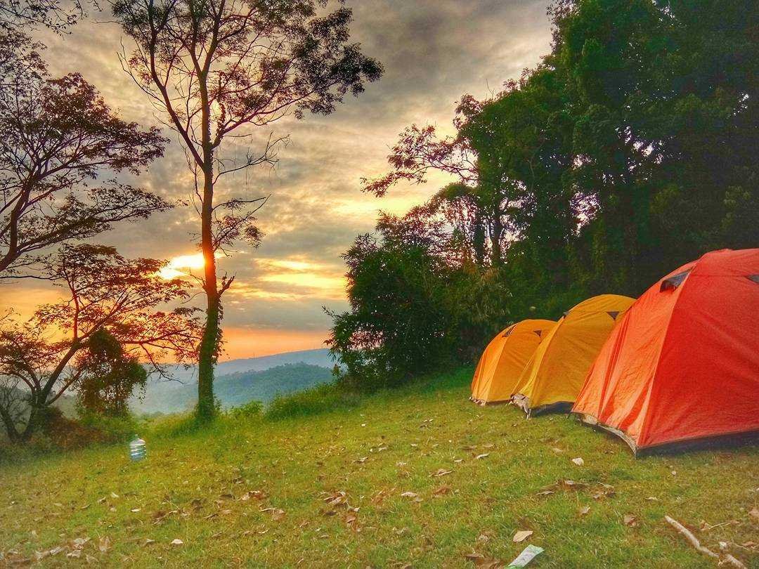 camping hutan penggaron