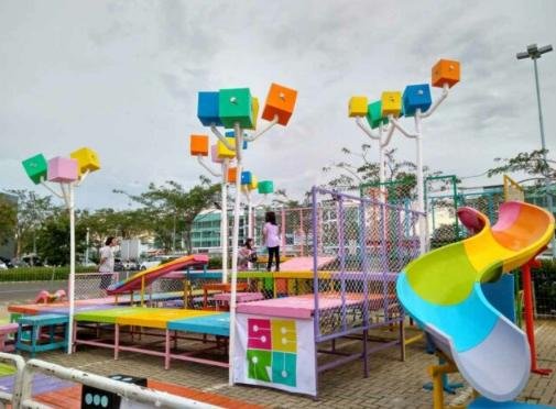 scientia square park alpaca scientia square park alpaca