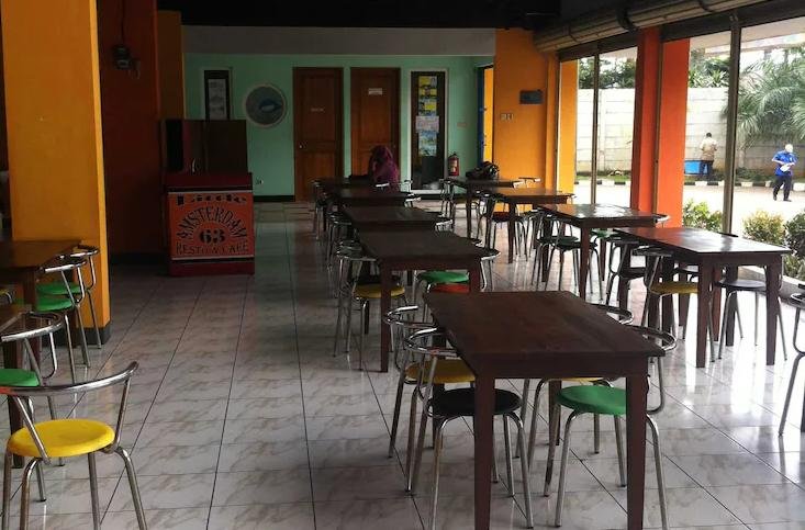 Tempat-Makan-Kuliner-di-Event-CX-Water-Park