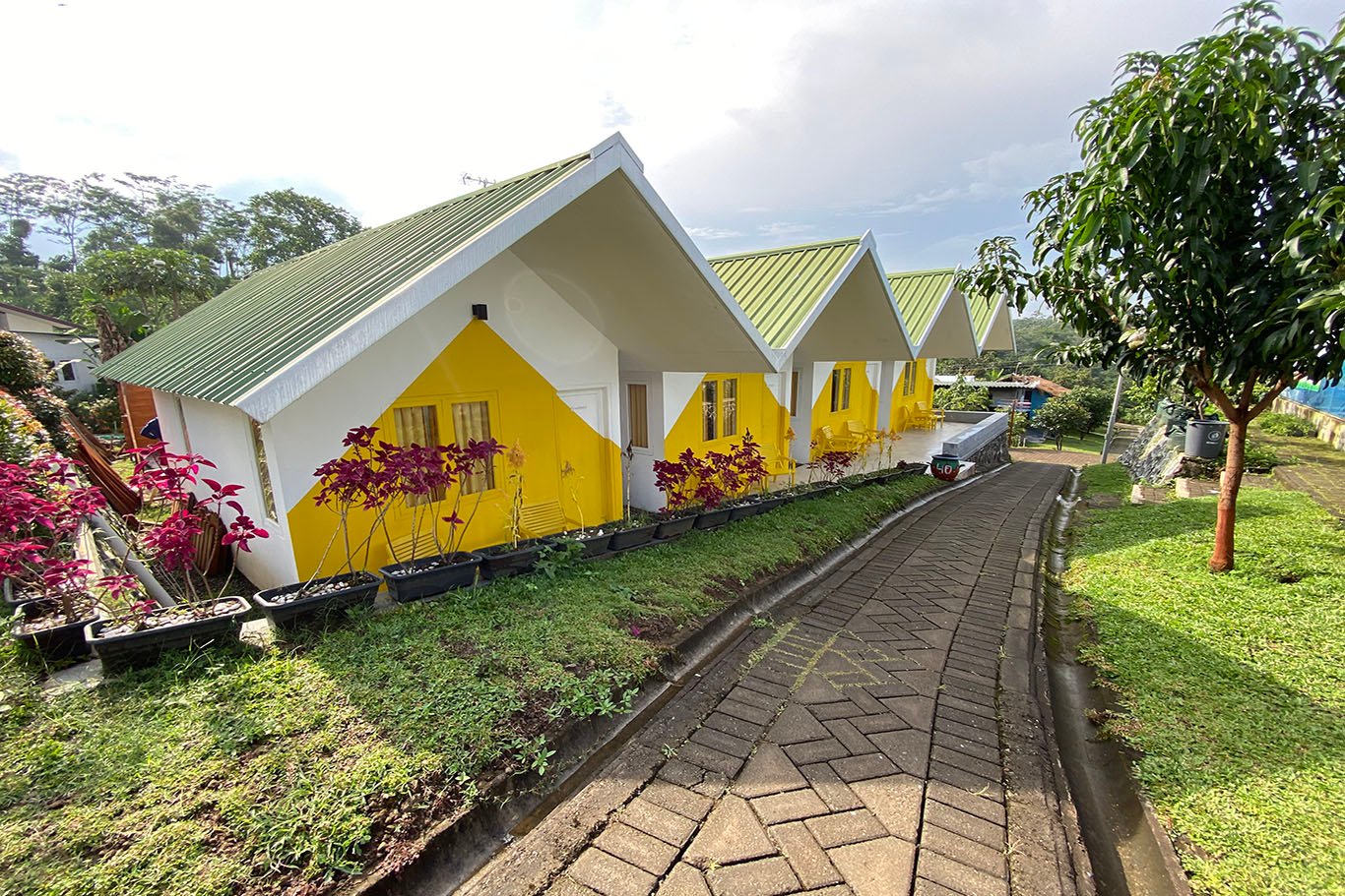 Fasilitas Kebun Pak Budi