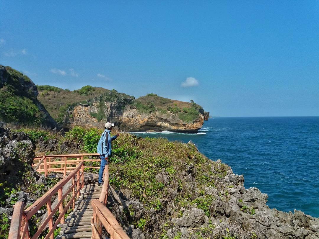 Fasilitas Pantai Gesing