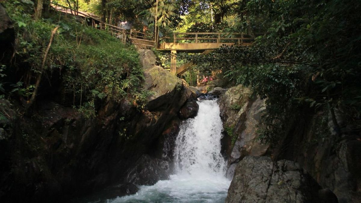 Harga Tiket Masuk Curug Putri Kencana